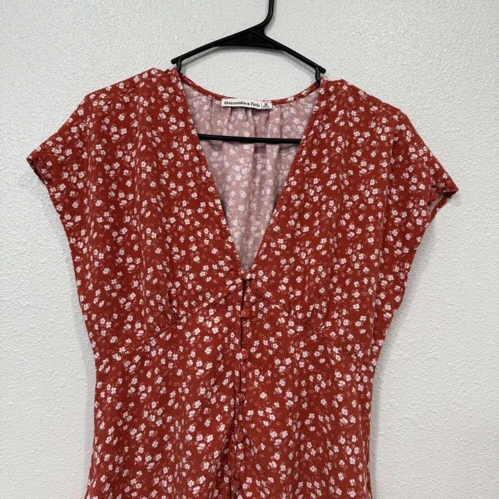 Abercrombie Fitch Red Floral Button Mini Dress Short Sleeve Smocked Waist Size M - Picture 2 of 8